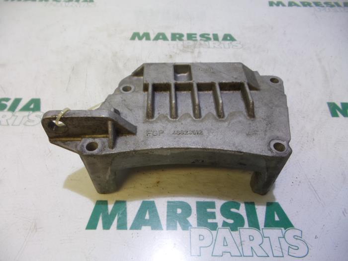 Used Engine mount Fiat Panda (169) 1.3 JTD 16V Multijet Price € 40,00 Margin scheme offered by Maresia Parts