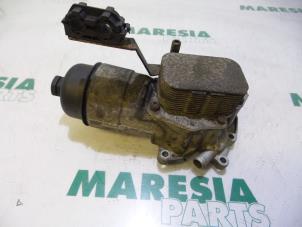 Usagé Support filtre à huile Peugeot 206 SW (2E/K) 1.4 HDi Prix € 40,00 Règlement à la marge proposé par Maresia Parts