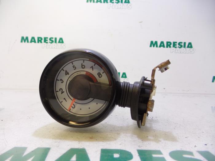 Begagnade Innerdisplay Citroen C1 1.0 12V Pris € 39,99 Marginaltabell erbjuds av Maresia Parts