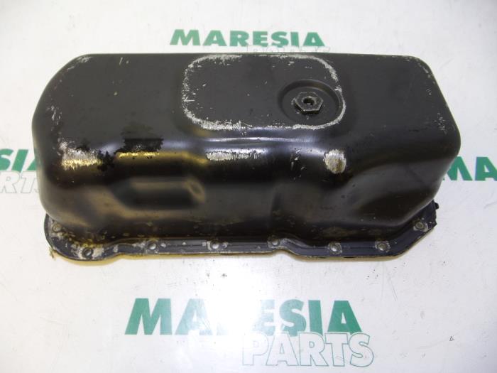 Gebrauchte Ölwanne Peugeot 106 II 1.5 XNd,XRd,Sketch Preis € 35,00 Margenregelung angeboten von Maresia Parts
