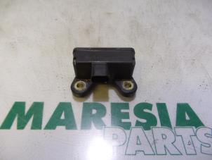 Używane Sterownik ESP Renault Scénic III (JZ) 1.4 16V TCe 130 Cena € 19,50 Procedura marży oferowane przez Maresia Parts
