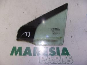 Used Quarter light, front left Renault Grand Scénic III (JZ) 1.5 dCi 110 Price € 20,00 Margin scheme offered by Maresia Parts