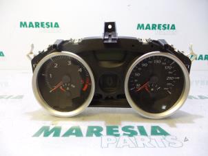 Used Instrument panel Renault Megane II Grandtour (KM) 1.5 dCi 85 Price € 50,00 Margin scheme offered by Maresia Parts