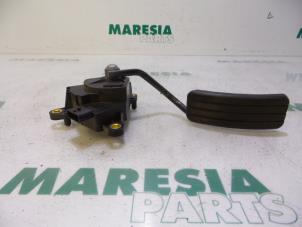 Used Throttle pedal position sensor Renault Megane II Grandtour (KM) 1.5 dCi 85 Price € 50,00 Margin scheme offered by Maresia Parts