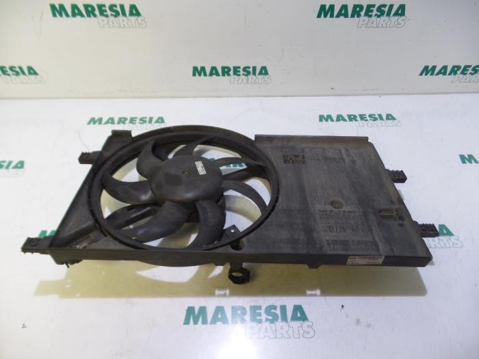 Używane Silnik wentylatora Fiat Fiorino (225) 1.3 JTD 16V Multijet Cena € 49,99 Procedura marży oferowane przez Maresia Parts