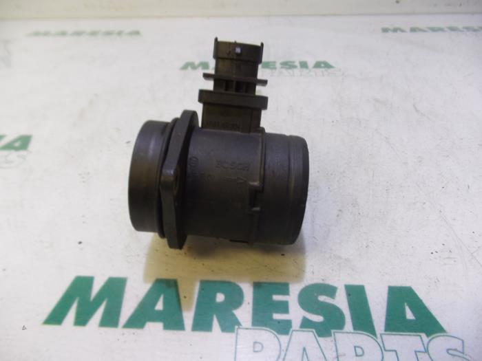 Begagnade Luftflödesmätare Fiat Fiorino (225) 1.3 JTD 16V Multijet Pris € 50,00 Marginaltabell erbjuds av Maresia Parts