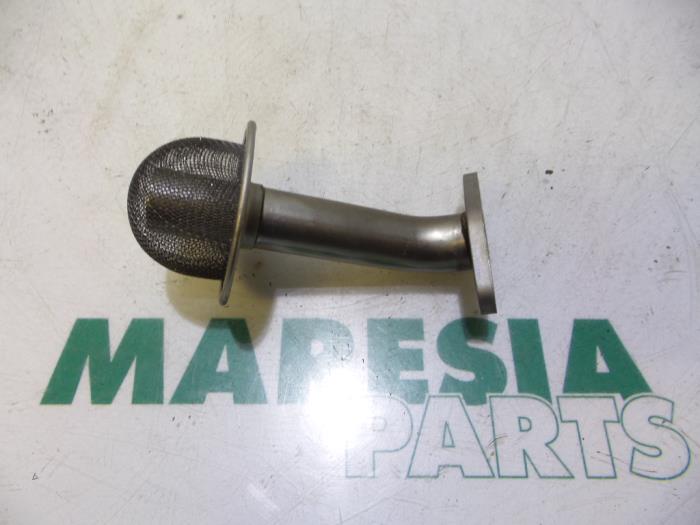 Używane Pompa oleju Renault Vel Satis (BJ) 3.5 V6 24V Autom. Cena € 25,00 Procedura marży oferowane przez Maresia Parts