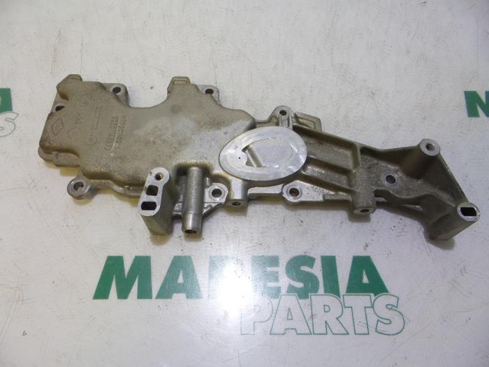 Gebrauchte Ventildeckel Renault Kangoo Preis € 20,00 Margenregelung angeboten von Maresia Parts