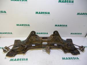 Used Rear support beam Peugeot 406 Coupé (8C) 2.2 16V Price € 210,00 Margin scheme offered by Maresia Parts