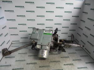 Used Steering column housing Fiat Stilo (192A/B) 2.4 20V Abarth 3-Drs. Price € 131,25 Margin scheme offered by Maresia Parts