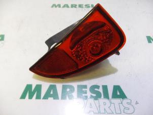 Used Rear fog light Renault Espace (JK) 2.0 16V Turbo Price € 10,00 Margin scheme offered by Maresia Parts