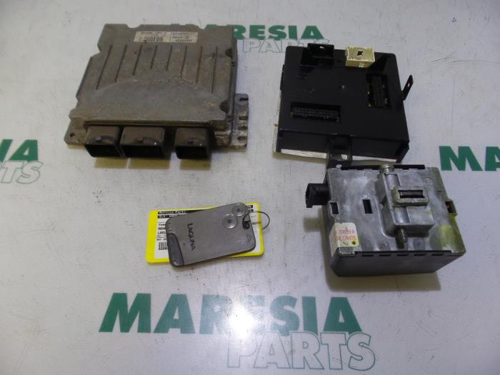 Used Engine management computer Renault Laguna II (BG) 2.0 16V IDE Price € 236,25 Margin scheme offered by Maresia Parts