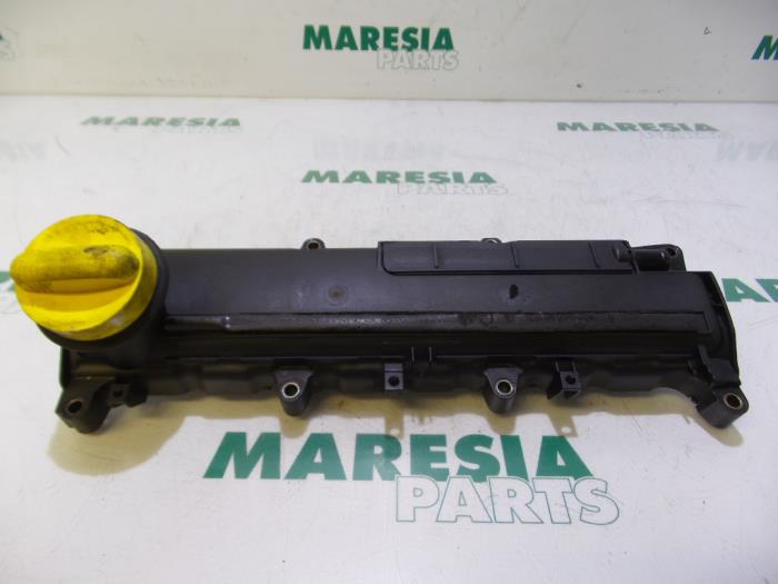 Gebrauchte Ventildeckel Renault Megane II (BM/CM) 1.5 dCi 80 Preis € 35,00 Margenregelung angeboten von Maresia Parts