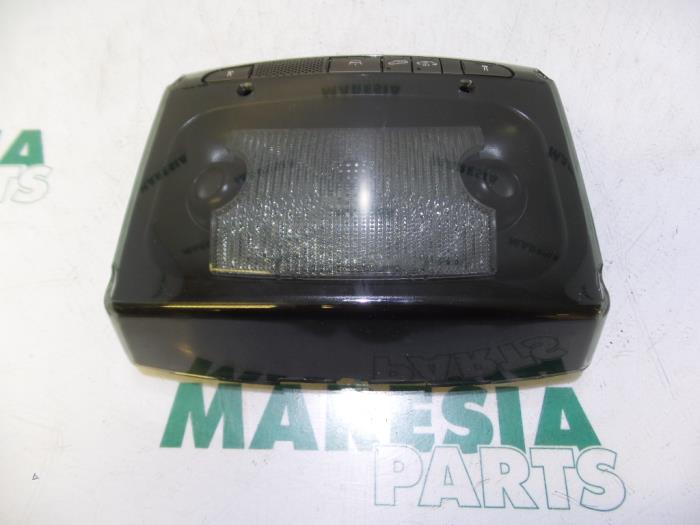 Usagé Ordinateur éclairage Lancia Thesis (841) 2.4 JTD Prix € 367,50 Règlement à la marge proposé par Maresia Parts