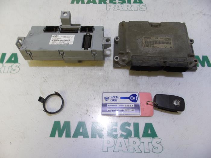 Used Engine management computer Lancia Thesis (841) 2.4 JTD Price € 315,00 Margin scheme offered by Maresia Parts
