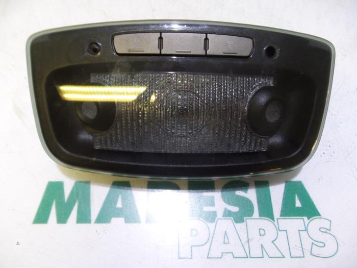 Usagé Ordinateur éclairage Lancia Thesis (841) 2.4 JTD Prix € 367,50 Règlement à la marge proposé par Maresia Parts