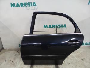 Gebrauchte Tür 4-türig links hinten Lancia Thesis (841) 2.4 JTD Preis € 157,50 Margenregelung angeboten von Maresia Parts