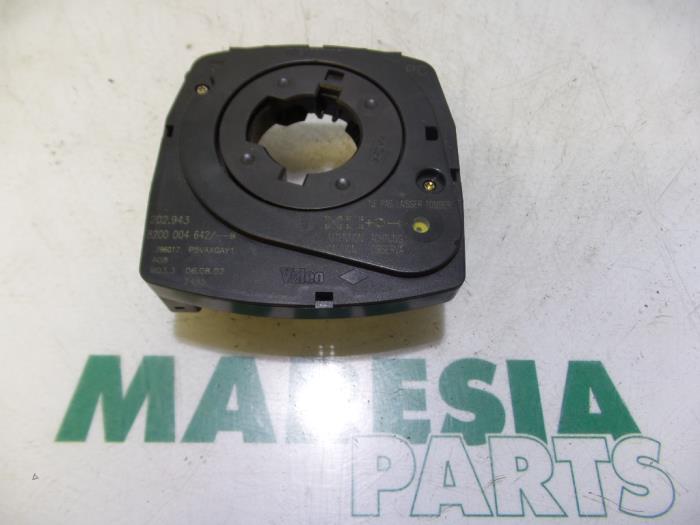 Begagnade Styrvinkelsensor Renault Vel Satis (BJ) 2.0 16V Turbo Pris € 50,00 Marginaltabell erbjuds av Maresia Parts