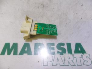 Used Heater resistor Renault Vel Satis (BJ) 2.0 16V Turbo Price € 25,00 Margin scheme offered by Maresia Parts