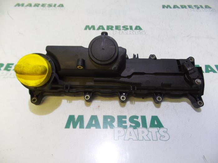 Gebrauchte Ventildeckel Renault Megane II Grandtour (KM) 1.5 dCi 105 FAP Preis € 50,00 Margenregelung angeboten von Maresia Parts