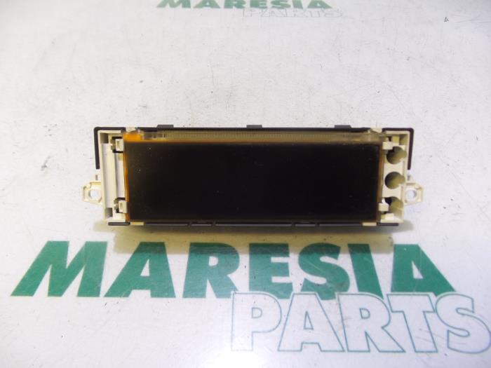 Begagnade Innerdisplay Citroen Jumpy (G9) 1.6 HDI 16V Pris € 35,00 Marginaltabell erbjuds av Maresia Parts