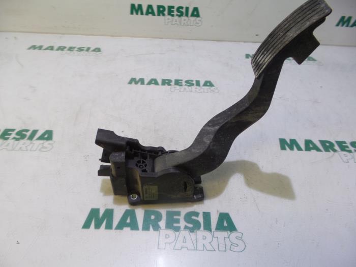 Begagnade Gaspedalsensor Citroen Jumper (U9) 2.2 HDi 100 Pris € 50,00 Marginaltabell erbjuds av Maresia Parts
