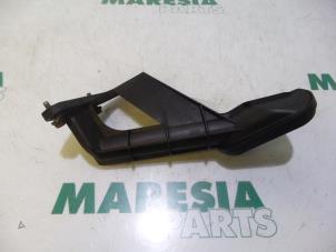 Used Oil pump Peugeot 307 SW (3H) 2.0 16V Price € 25,00 Margin scheme offered by Maresia Parts