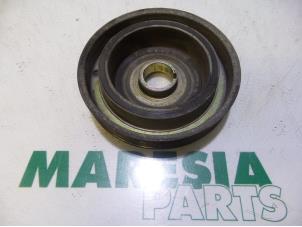 Used Crankshaft pulley Peugeot 307 SW (3H) 2.0 16V Price € 20,00 Margin scheme offered by Maresia Parts