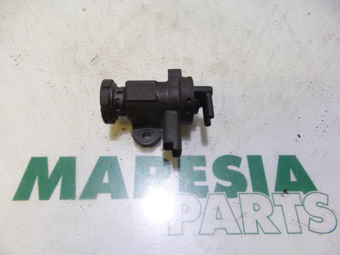 Usagé Pompe à vide (diesel) Peugeot Expert (222/224) 2.0 HDi 90 Prix € 24,95 Règlement à la marge proposé par Maresia Parts