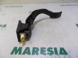 Gebrauchte Gaspedalposition Sensor Peugeot 1007 (KM) 1.4 16V Preis € 65,00 Margenregelung angeboten von Maresia Parts