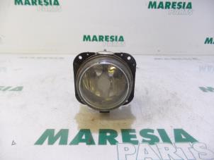 Używane Swiatlo przeciwmgielne prawy przód Citroen Xsara Picasso (CH) 1.8 16V Cena € 15,00 Procedura marży oferowane przez Maresia Parts