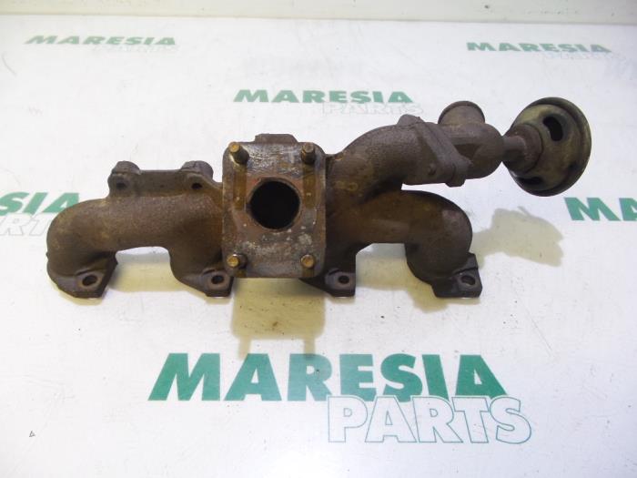 Exhaust manifold Peugeot Expert 2.0 HDi 90 0341F3 DEFECT