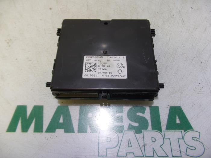Usagé Ordinateur divers Renault Captur I (2R) 1.5 Energy dCi 110 FAP Prix € 131,25 Règlement à la marge proposé par Maresia Parts