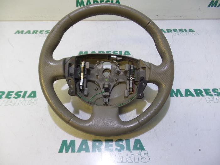Steering wheel from a Renault Scénic II (JM) 2.0 16V 2005