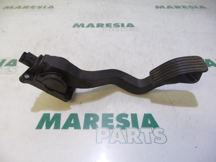 Begagnade Gaspedalsensor Citroen C3 (FC/FL/FT) 1.6 16V Pris € 25,00 Marginaltabell erbjuds av Maresia Parts