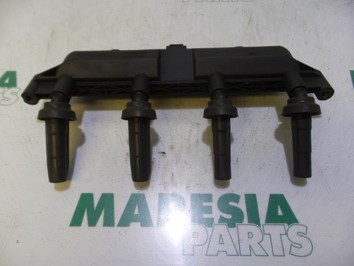 Gebrauchte Zündspule Peugeot 206 (2A/C/H/J/S) 1.4 XR,XS,XT,Gentry Preis € 40,00 Margenregelung angeboten von Maresia Parts