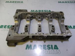 Used Crankshaft Peugeot 607 (9D/U) 2.2 16V Price € 105,00 Margin scheme offered by Maresia Parts