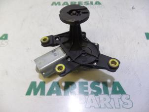 Used Rear wiper motor Fiat Stilo MW (192C) 1.6 16V Price € 50,00 Margin scheme offered by Maresia Parts
