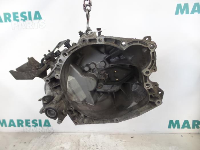 Used Gearbox Citroen C5 I Berline (DC) 2.0 HPI 16V Price € 210,00 Margin scheme offered by Maresia Parts