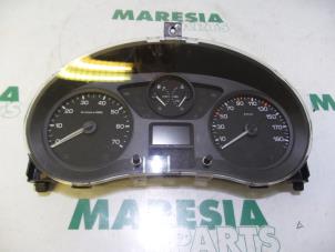 Used Instrument panel Peugeot Partner (GC/GF/GG/GJ/GK) 1.6 HDI 90 Price € 90,75 Inclusive VAT offered by Maresia Parts