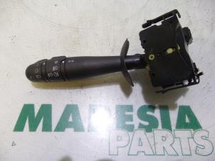 Used Indicator switch Renault Espace (JK) 2.2 dCi 16V Price € 35,00 Margin scheme offered by Maresia Parts