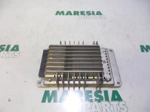 Usados Amplificador de radio Alfa Romeo GT (937) 2.0 JTS 16V Precio € 50,00 Norma de margen ofrecido por Maresia Parts