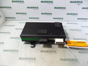 Used Radio amplifier Peugeot 607 (9D/U) 2.7 HDi V6 24V Price € 50,00 Margin scheme offered by Maresia Parts