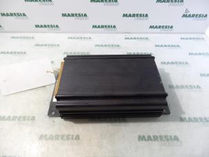 Usagé Amplificateur radio Lancia Lybra SW 1.8 16V VVT Prix € 50,00 Règlement à la marge proposé par Maresia Parts