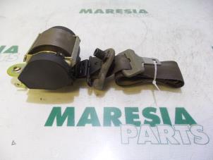 Używane Pas bezpieczenstwa lewy przód Renault Espace (JK) 3.0 dCi V6 24V Cena € 40,00 Procedura marży oferowane przez Maresia Parts