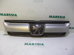 Used Grille Peugeot Boxer (244) 2.8 HDi 127 Price € 65,00 Margin scheme offered by Maresia Parts