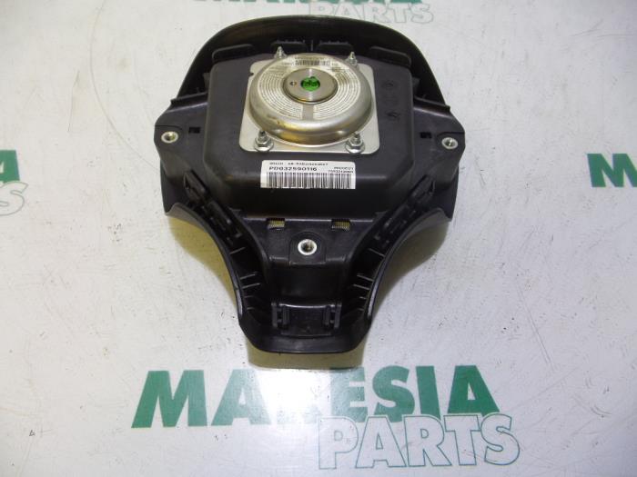 Left airbag (steering wheel) from a Peugeot Boxer (244) 2.8 HDi 127 2004