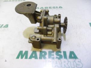 Used Oil pump Peugeot 307 Break (3E) 1.6 16V Price € 50,00 Margin scheme offered by Maresia Parts