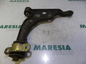 Used Front lower wishbone, right Peugeot Boxer (244) 2.8 HDi 127 Price € 50,00 Margin scheme offered by Maresia Parts