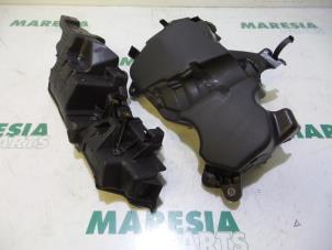 Used Engine protection panel Renault Megane III Grandtour (KZ) 1.5 dCi 110 Price € 50,00 Margin scheme offered by Maresia Parts